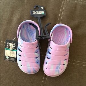 Rugged Shark Kids Pink Tie-Dye Slip-On Sandals